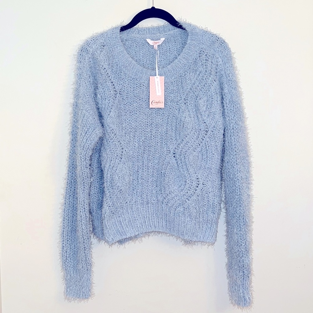 ❄️NWT Fuzzy Knit Sweater❄️